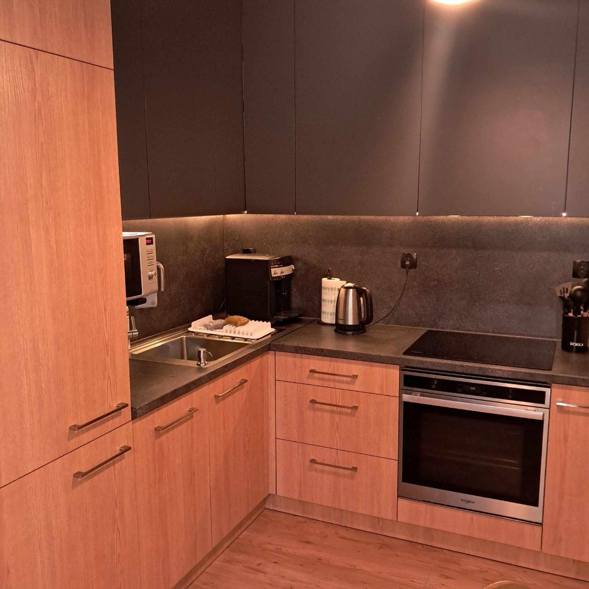 Apartament Julia 1-4 Os Starowapiennikowa 42A Z Balkonem I Klimatyzacja Kielce Bagian luar foto